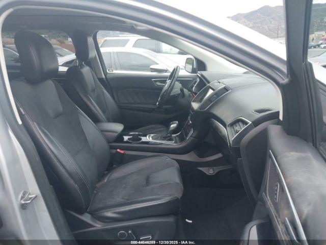 Ford Edge Sport Image 16