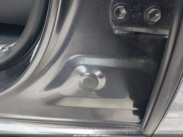 Toyota Tacoma Sr5 V6 Image 4