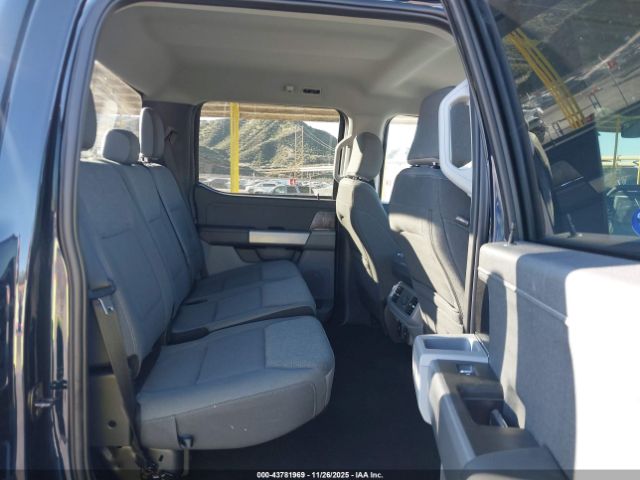 Ford F-150 Xlt Image 2