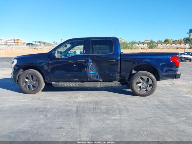 Ford F-150 Xlt Image 13